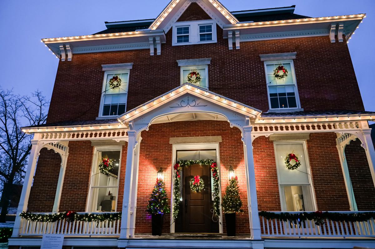 Blair House Front Porch Holiday Decor