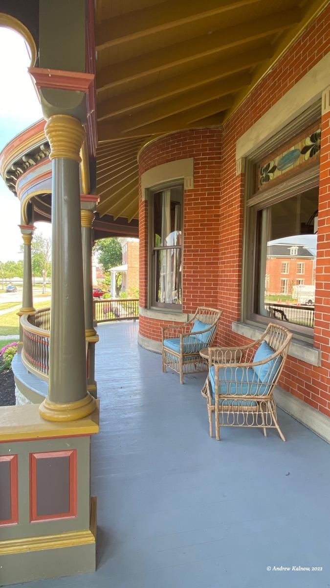 Queen Anne exterior porch, Frost Village